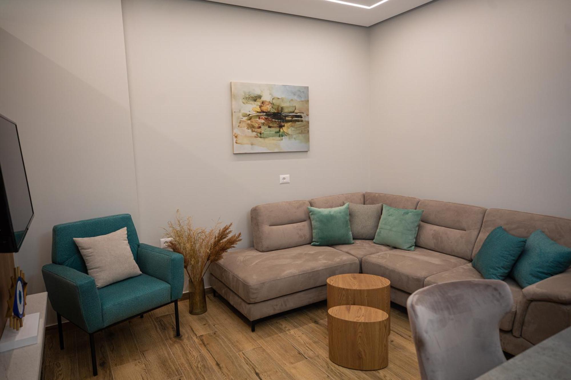 Vlore Luxury Apartaments "Fael" Exterior photo