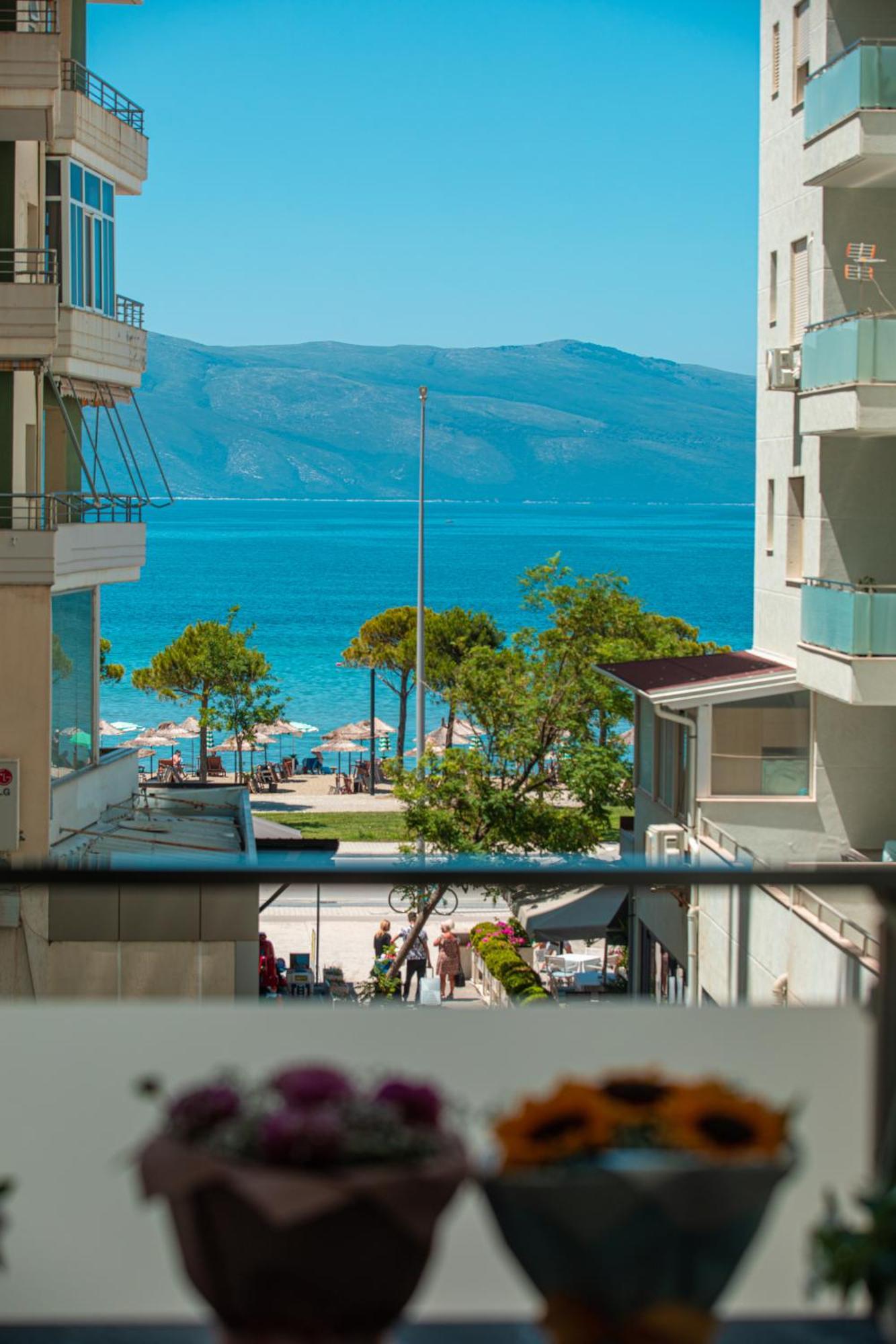 Vlore Luxury Apartaments "Fael" Exterior photo
