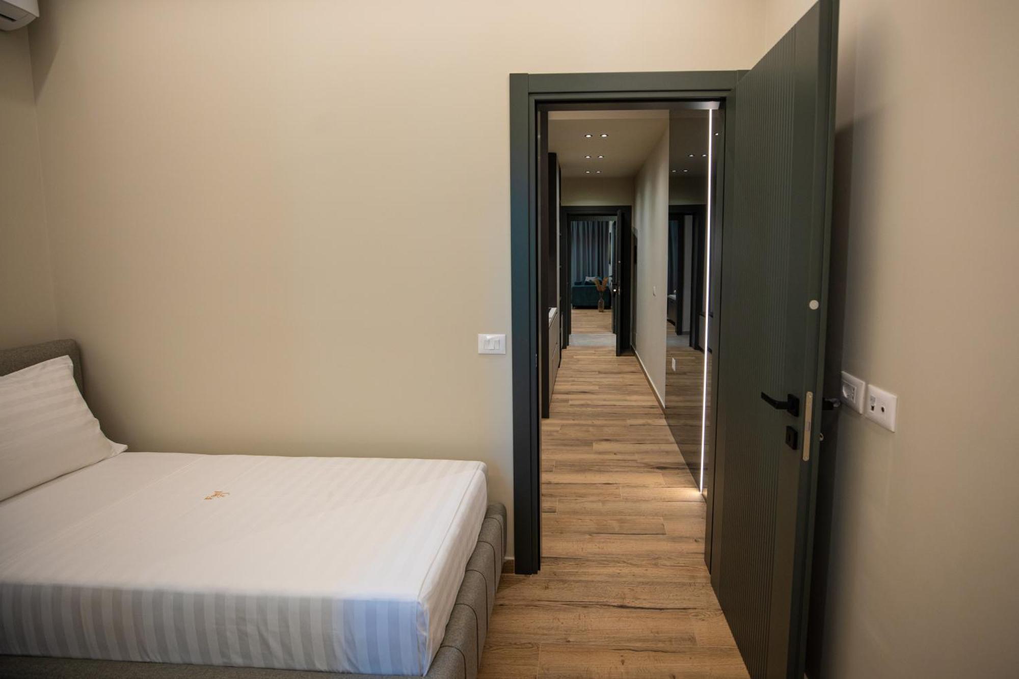 Vlore Luxury Apartaments "Fael" Exterior photo