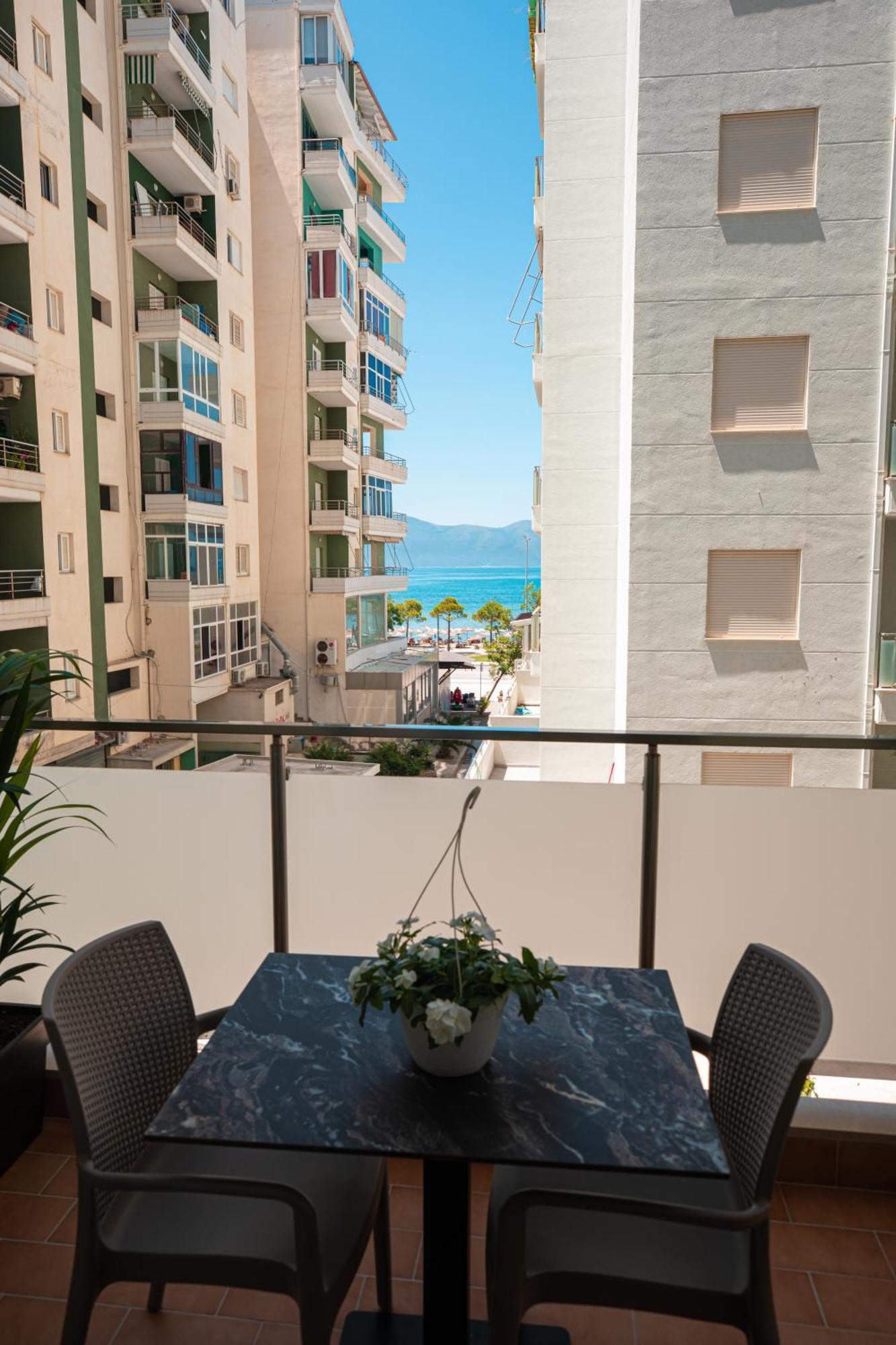 Vlore Luxury Apartaments "Fael" Exterior photo
