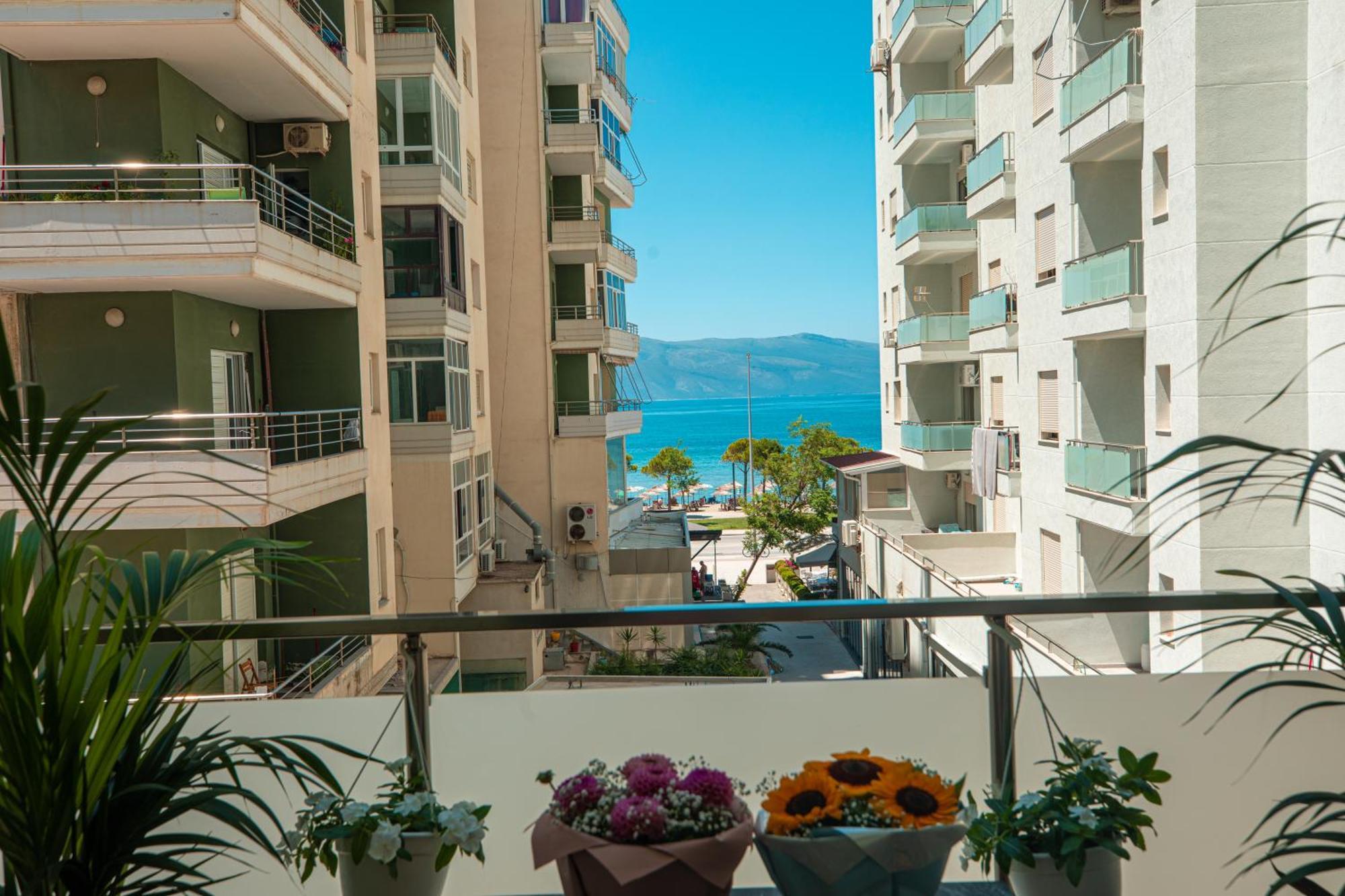 Vlore Luxury Apartaments "Fael" Exterior photo