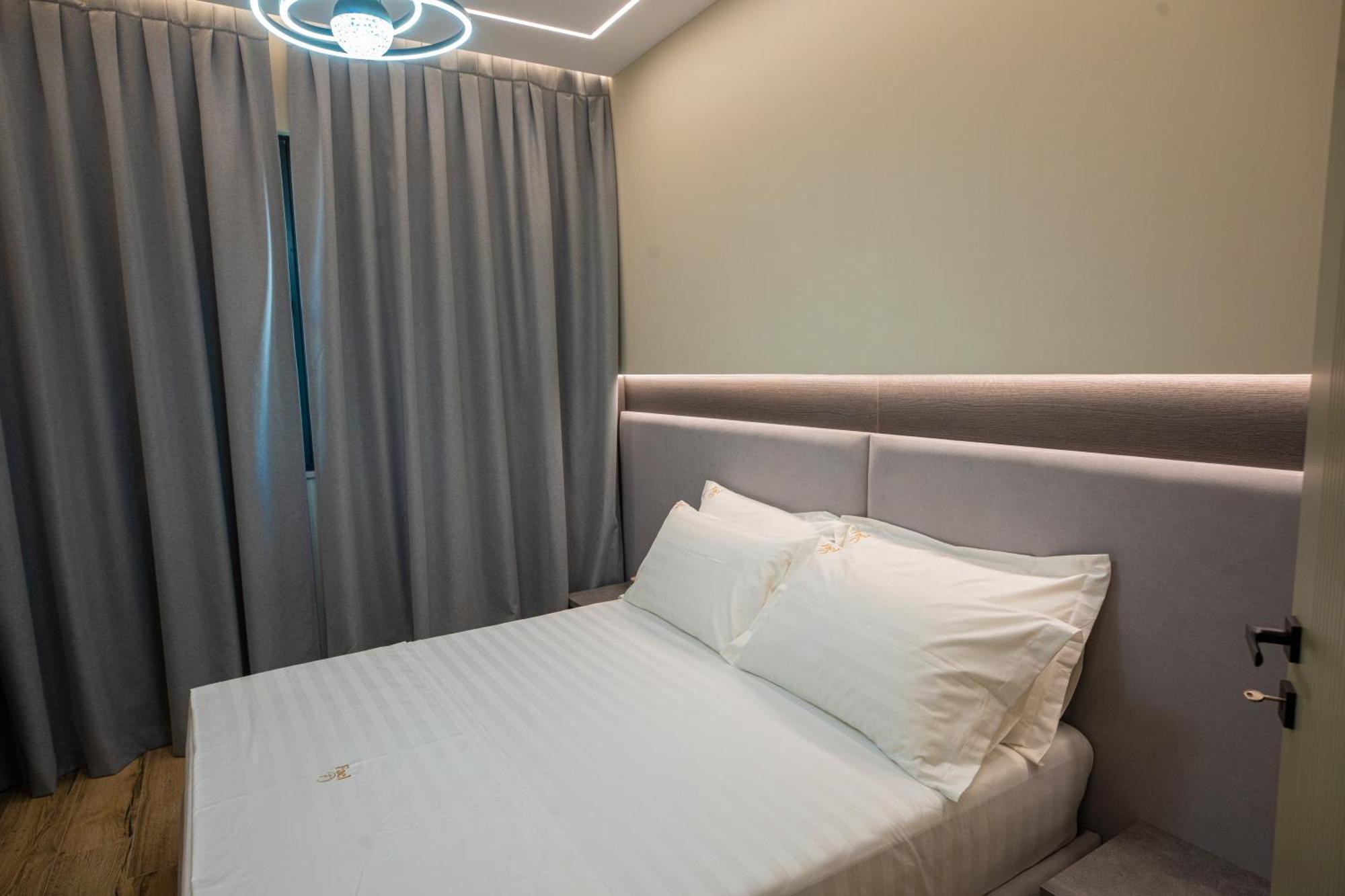 Vlore Luxury Apartaments "Fael" Exterior photo