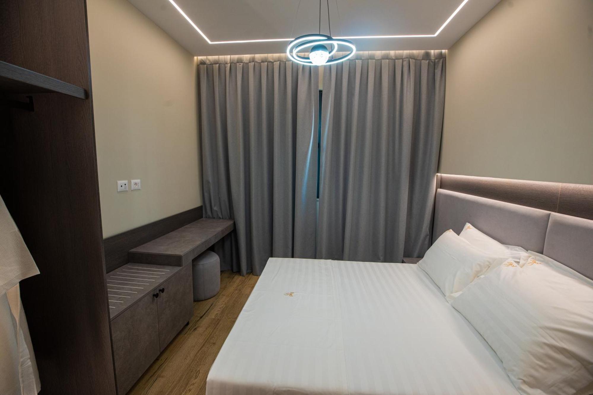 Vlore Luxury Apartaments "Fael" Exterior photo